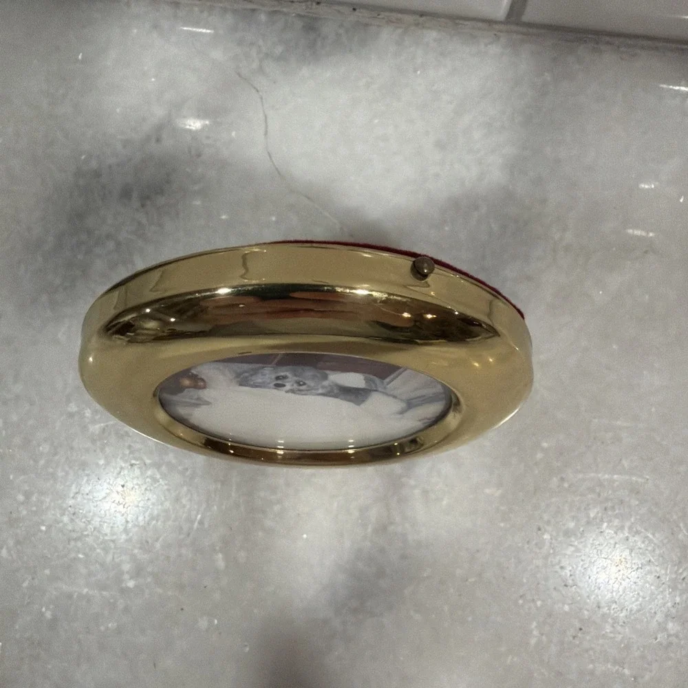 Mini Brass Round Picture Frame 3in